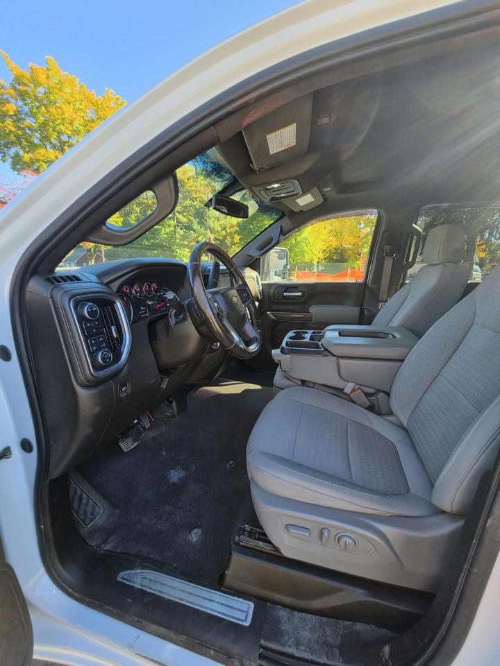 Chevrolet Silverado 3500HD LT Crew Cab 4WD 2023