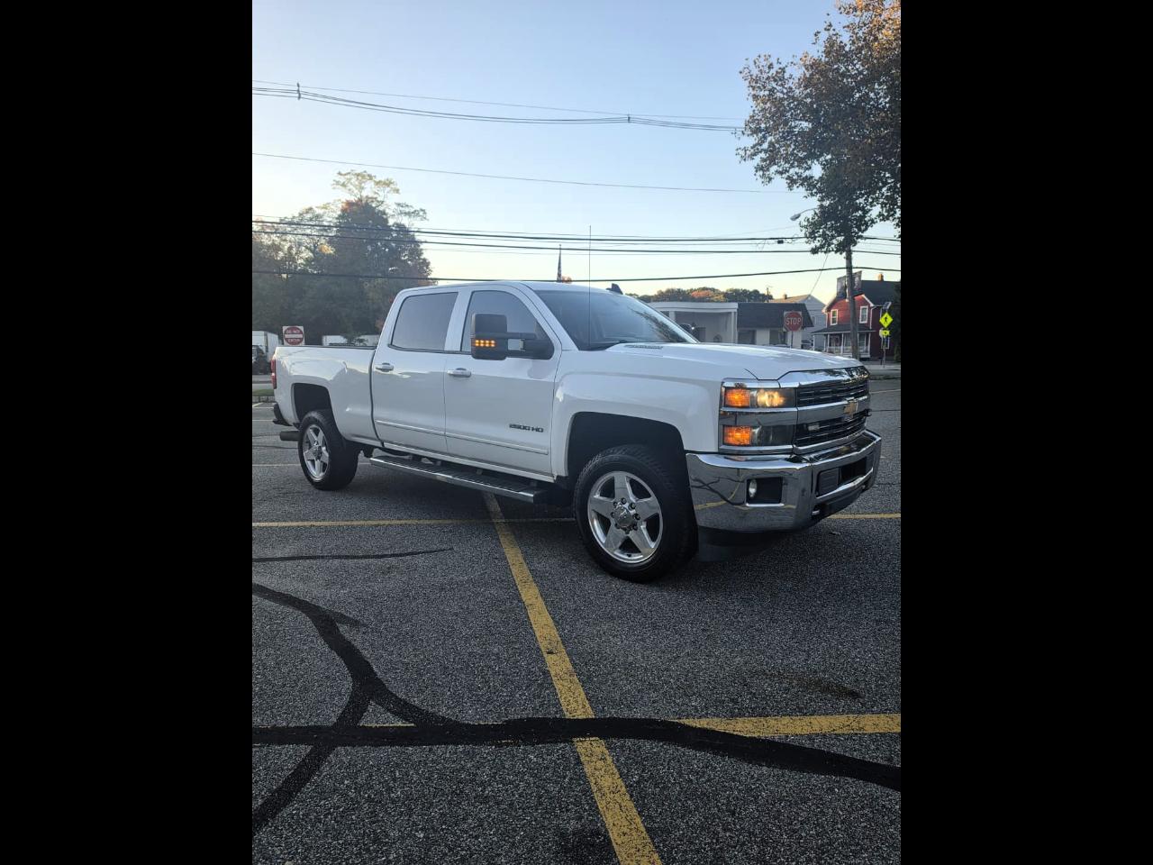 Chevrolet Silverado 2500HD LT Crew Cab Long Box 4WD 2015
