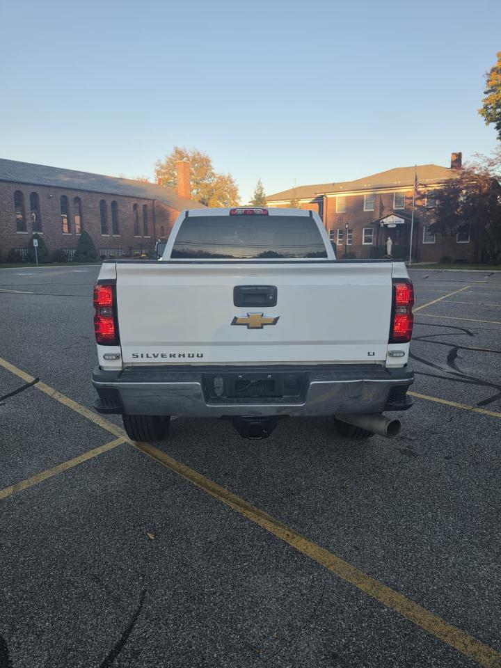 Chevrolet Silverado 2500HD LT Crew Cab Long Box 4WD 2015