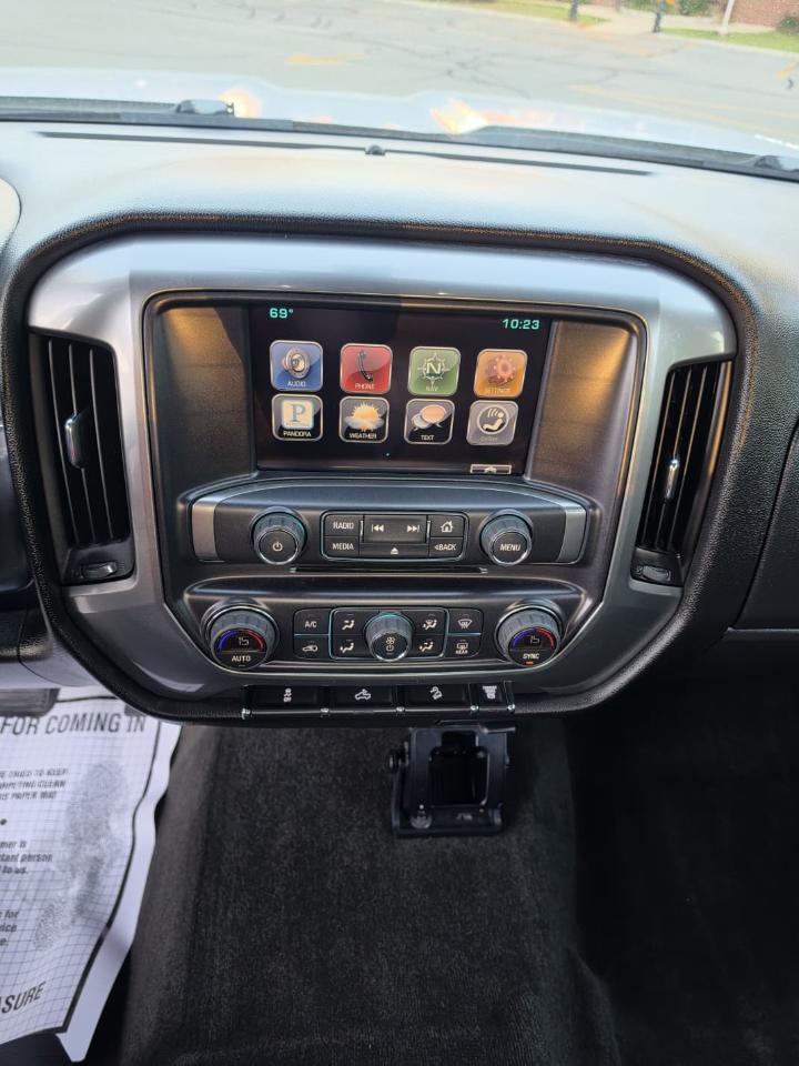 Chevrolet Silverado 2500HD LT Crew Cab Long Box 4WD 2015