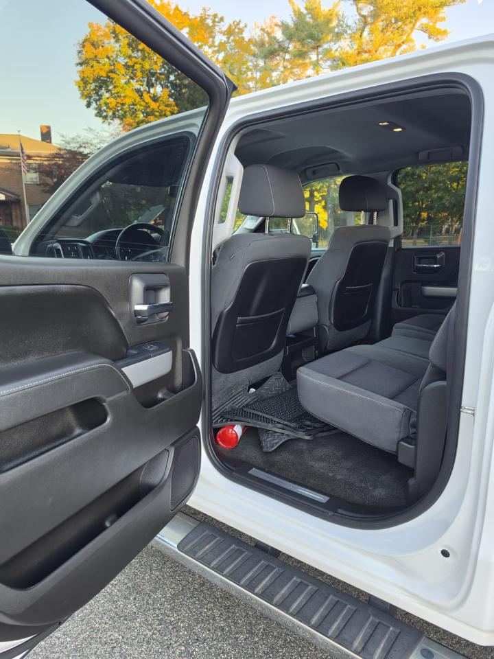 Chevrolet Silverado 2500HD LT Crew Cab Long Box 4WD 2015