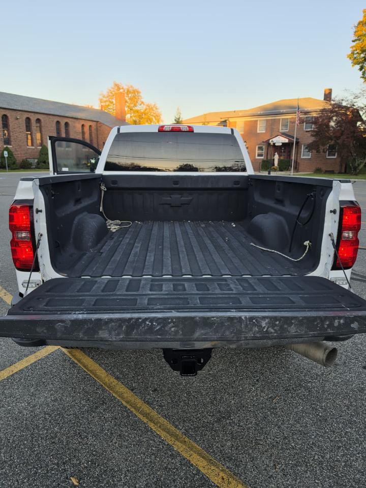 Chevrolet Silverado 2500HD LT Crew Cab Long Box 4WD 2015