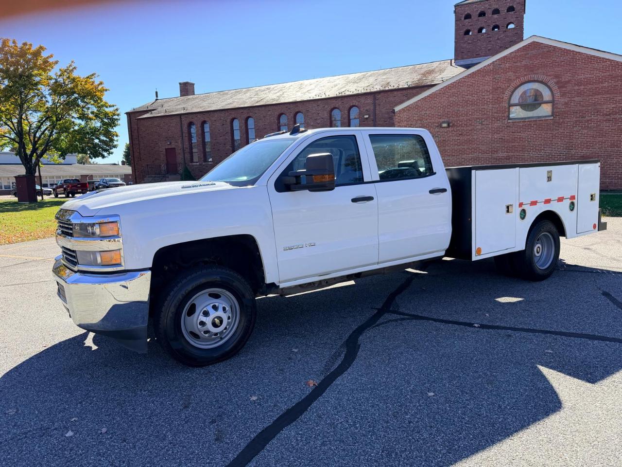 Chevrolet Silverado 3500HD Work Truck Crew Cab 2WD 2018