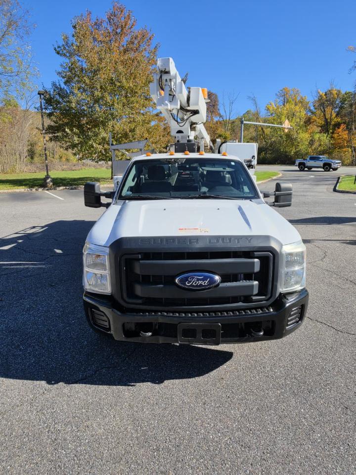 Ford F-350 SD XL DRW 2WD 2012