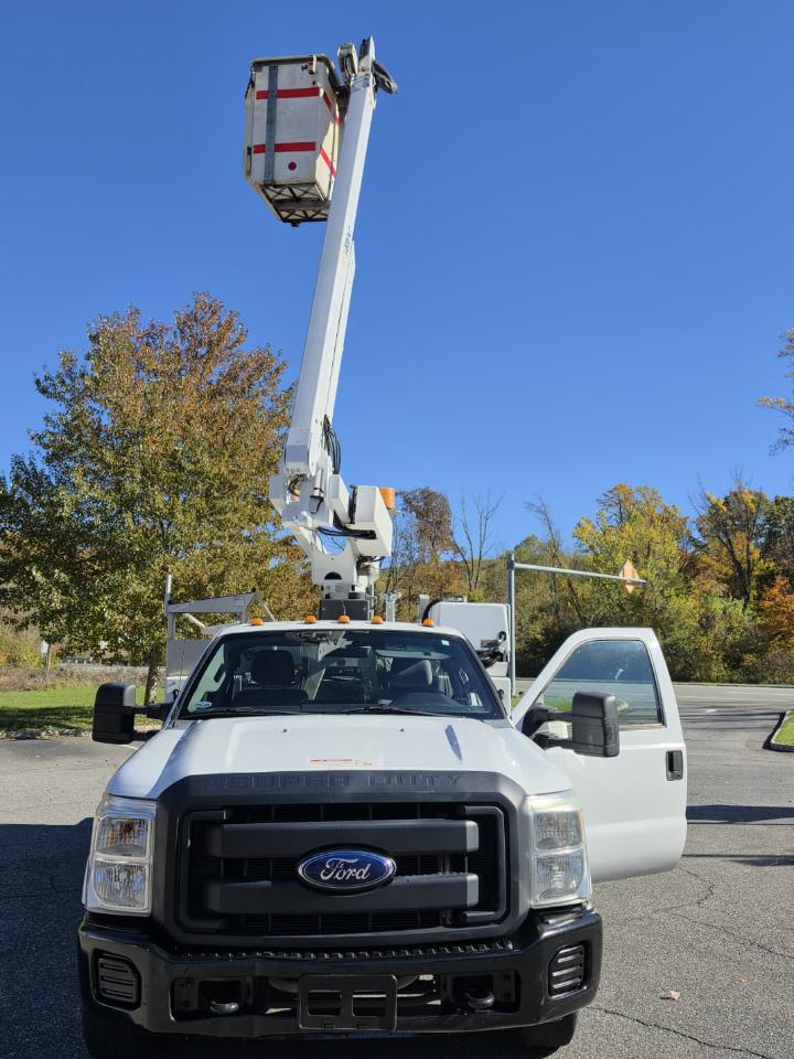 Ford F-350 SD XL DRW 2WD 2012