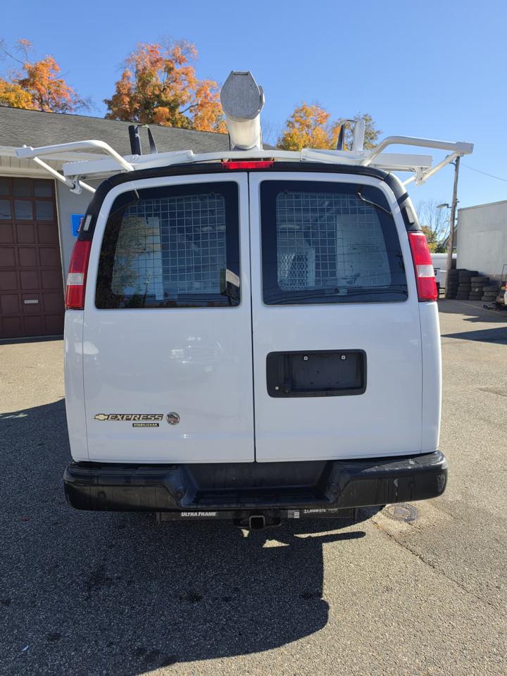Chevrolet Express 3500 Cargo 2016