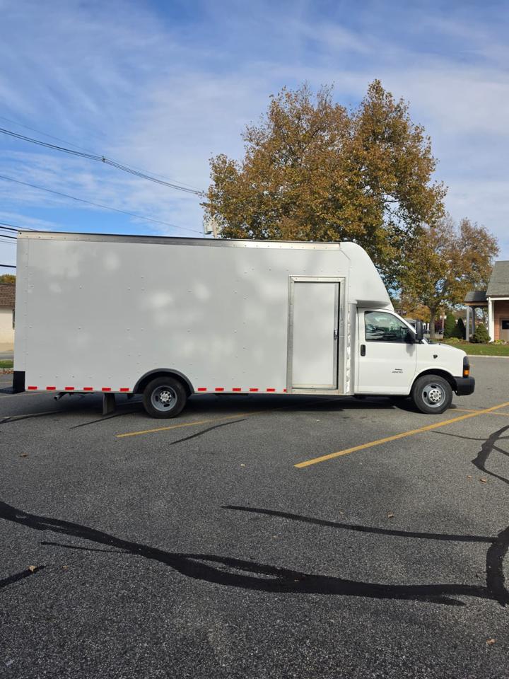 Chevrolet Express G4500 177" 2018