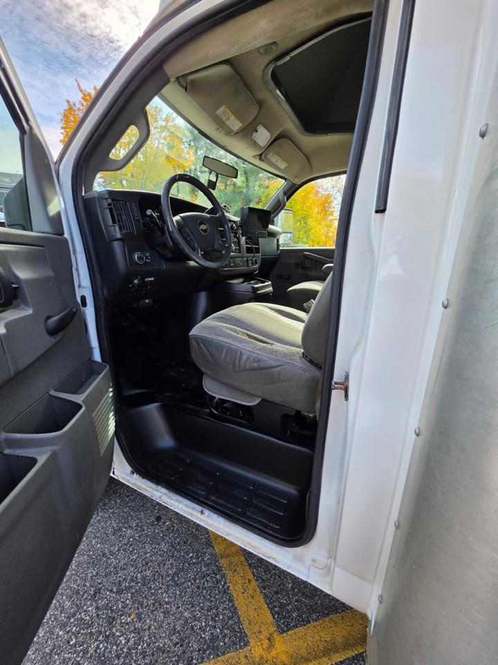 Chevrolet Express G4500 177" 2018