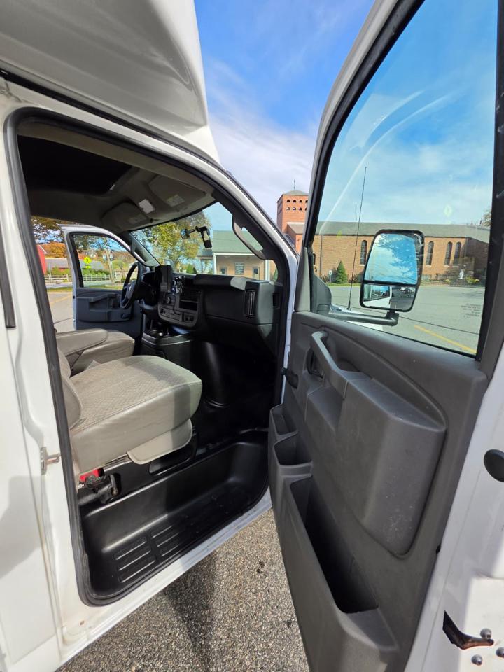 Chevrolet Express G4500 177" 2018