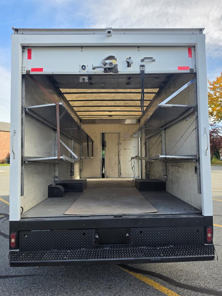 Chevrolet Express G4500 177" 2018