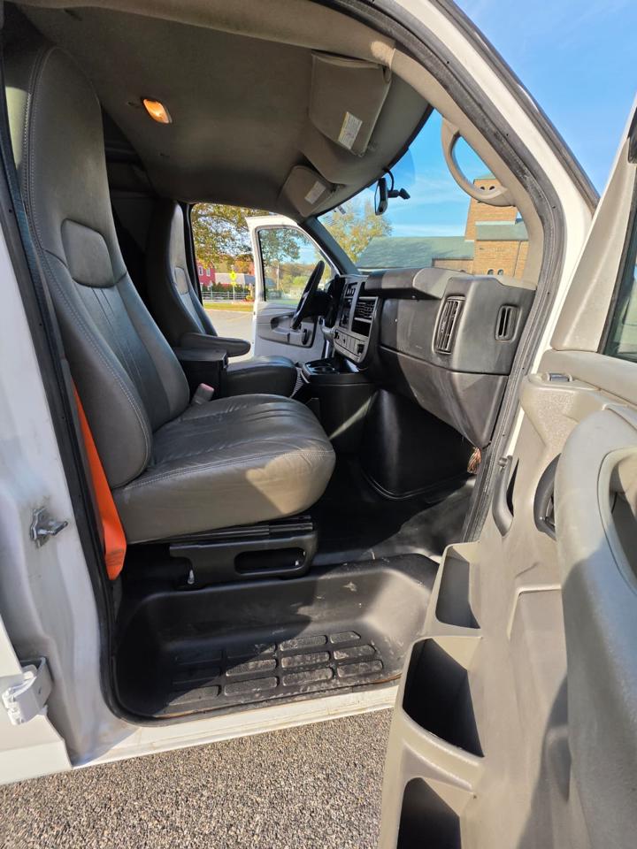 Chevrolet Express 2500 Cargo 2013