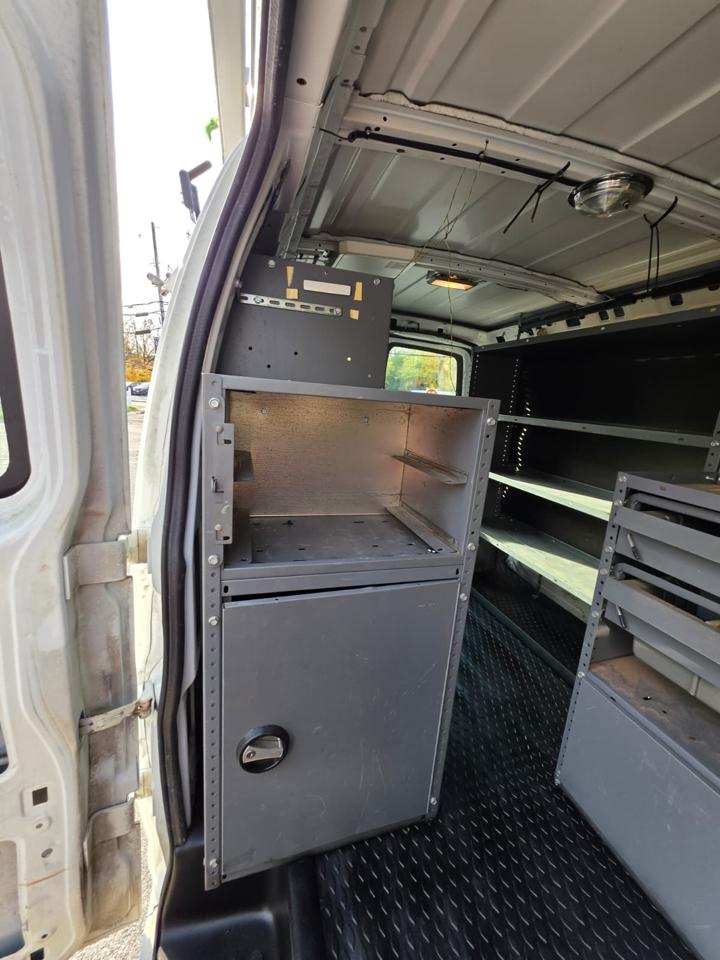 Chevrolet Express 2500 Cargo 2013