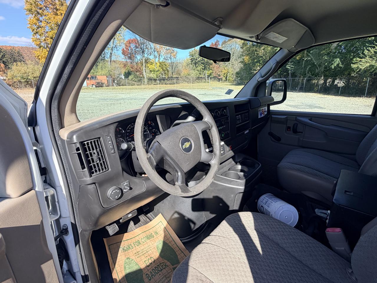 Chevrolet Express 2500 Cargo 2012
