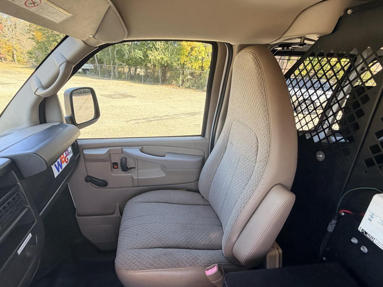Chevrolet Express 2500 Cargo 2012