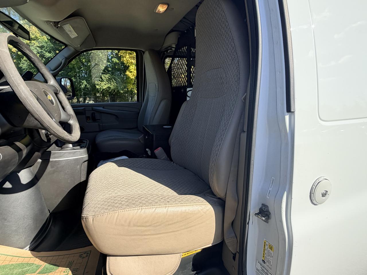 Chevrolet Express 2500 Cargo 2012