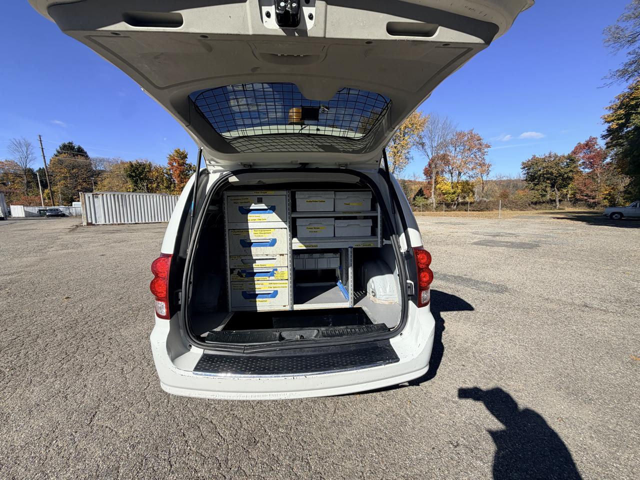 RAM Cargo Van Base 2013