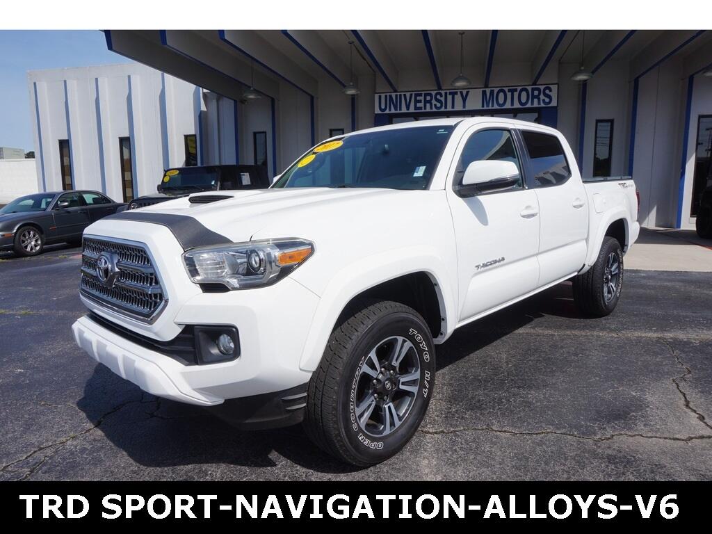 Toyota Tacoma TRD Sport Double Cab 5' Bed V6 4x2 AT (Natl) 2017