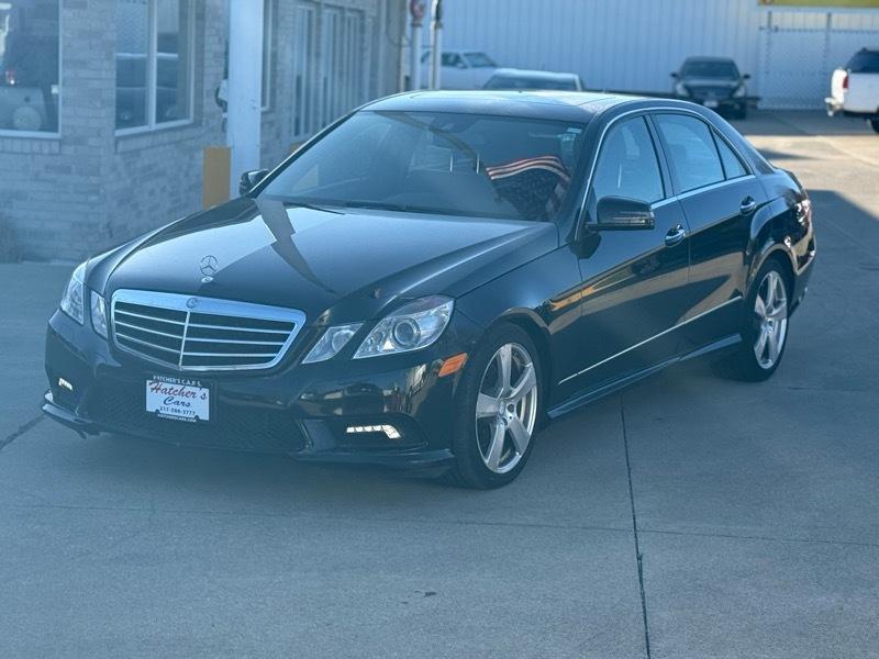 Mercedes-Benz E-Class E350 Sedan 4MATIC 2011