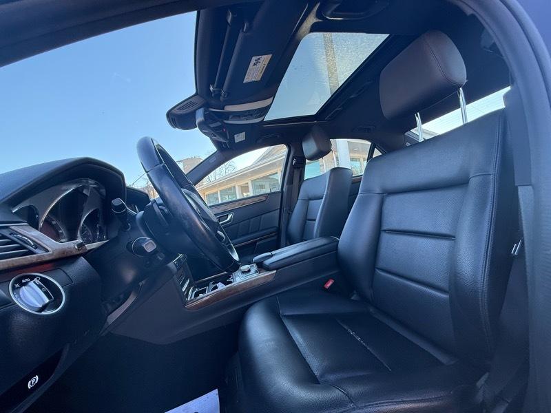 Mercedes-Benz E-Class E350 Sedan 4MATIC 2011