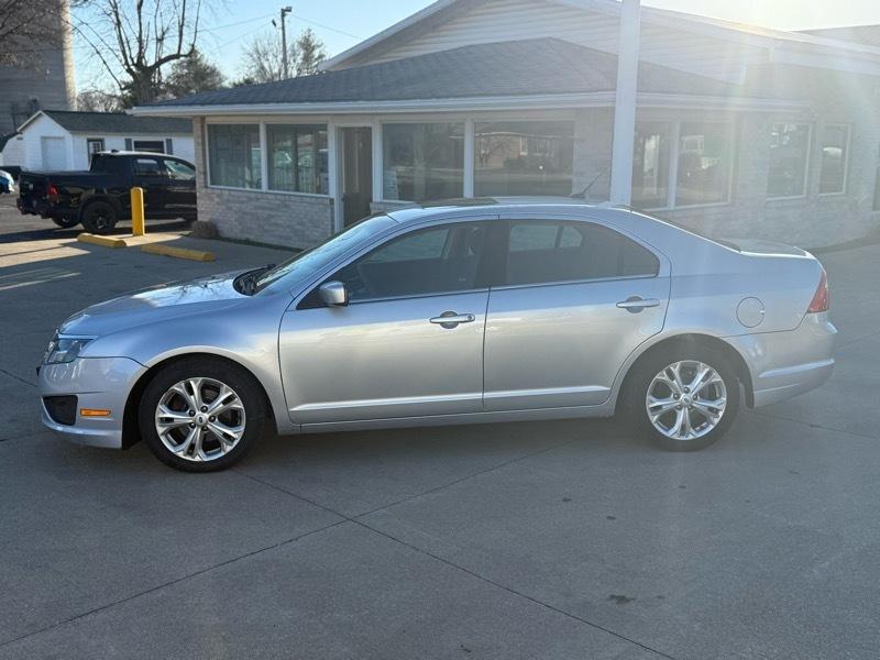 Ford Fusion SE 2012