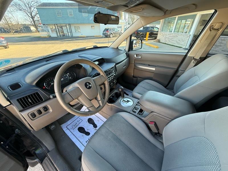 Mitsubishi Endeavor LS AWD 2007