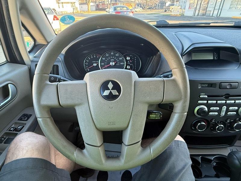 Mitsubishi Endeavor LS AWD 2007