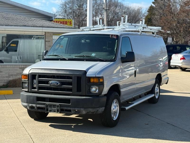 Ford Econoline E-250 Extended 2011