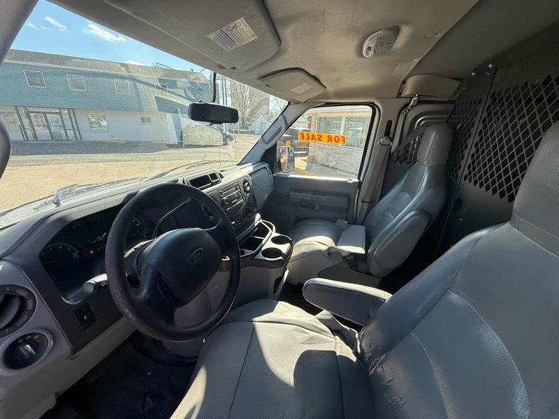 Ford Econoline E-250 Extended 2011