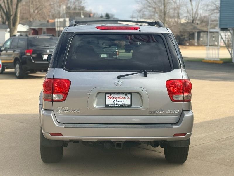 Toyota Sequoia SR5 4WD 2005
