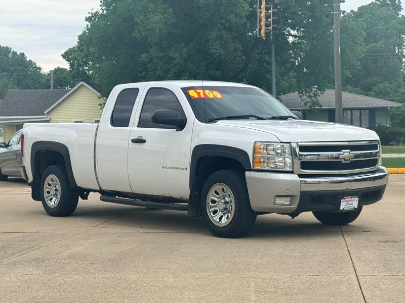Chevrolet Silverado 1500 Work Truck Ext. Cab Long Box 2WD 2009