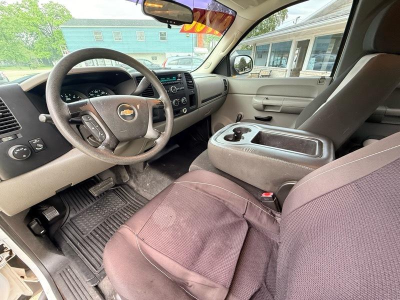 Chevrolet Silverado 1500 Work Truck Ext. Cab Long Box 2WD 2009