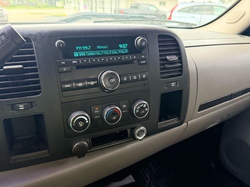 Chevrolet Silverado 1500 Work Truck Ext. Cab Long Box 2WD 2009