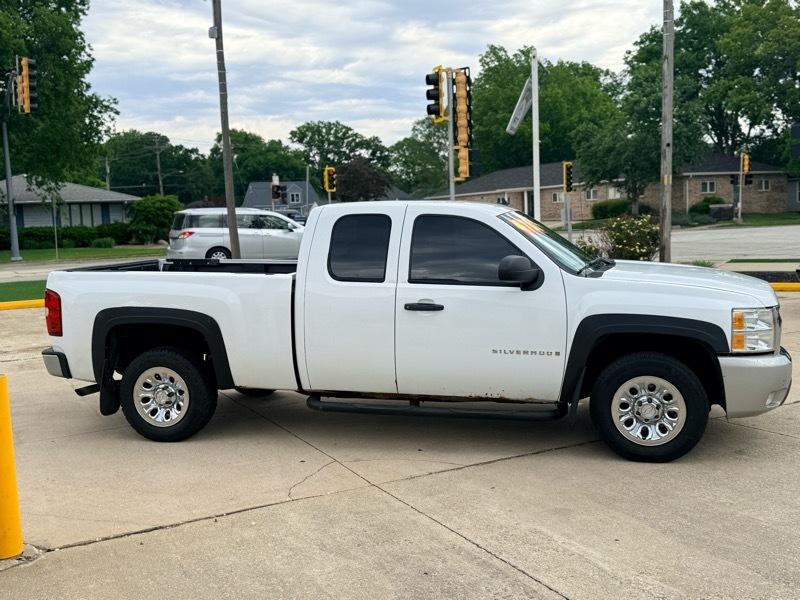 Chevrolet Silverado 1500 Work Truck Ext. Cab Long Box 2WD 2009