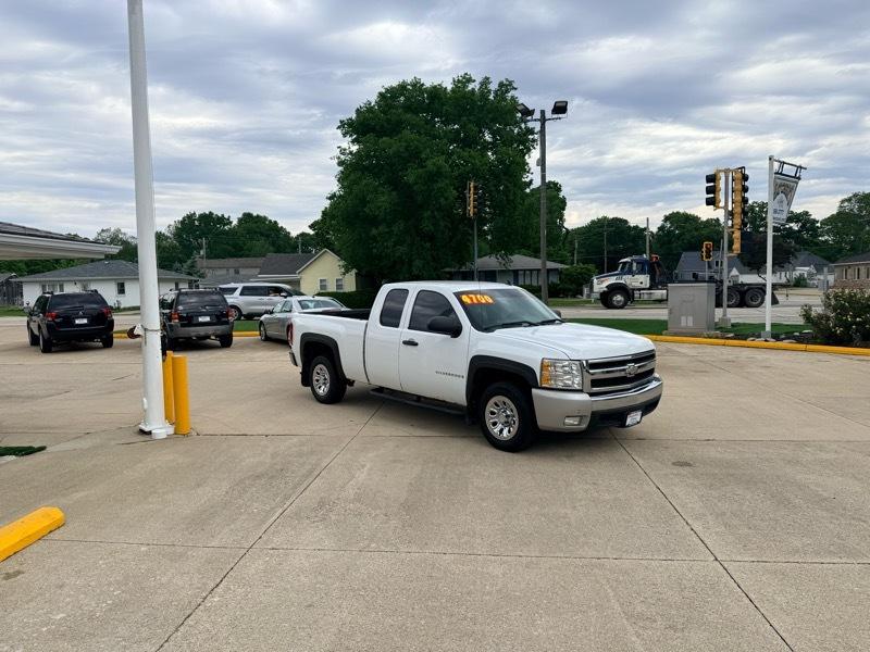 Chevrolet Silverado 1500 Work Truck Ext. Cab Long Box 2WD 2009
