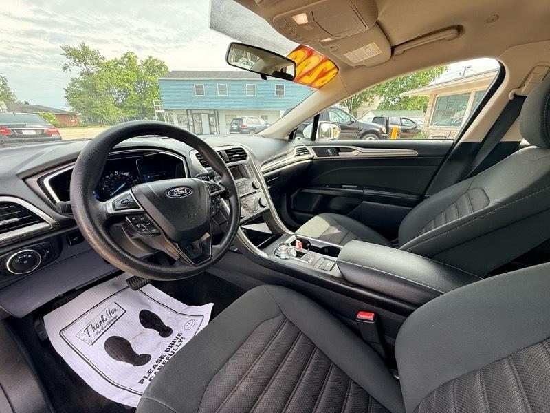 Ford Fusion Hybrid SE 2018