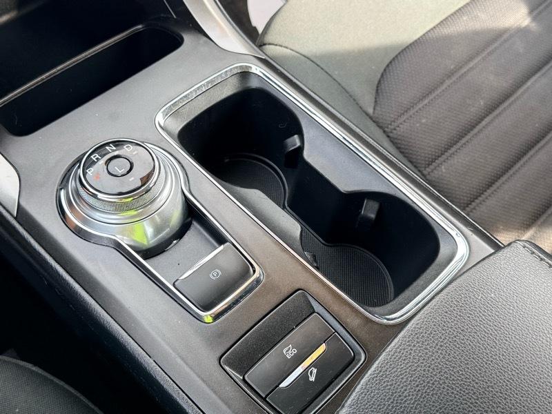 Ford Fusion Hybrid SE 2018