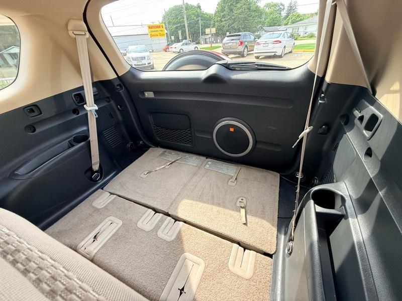 Toyota RAV4 Limited I4 4WD with 3rd Row 2007