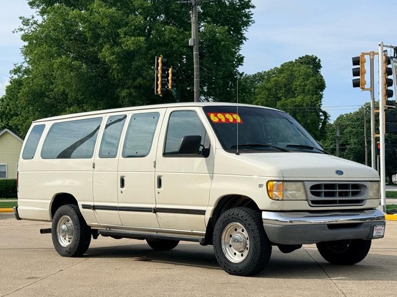Ford Club Wagon XL Super 1997