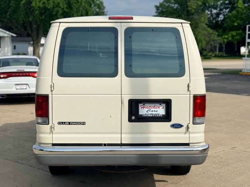 Ford Club Wagon XL Super 1997