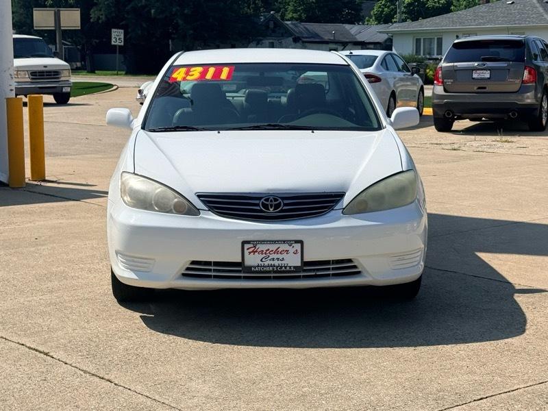 Toyota Camry LE 2005