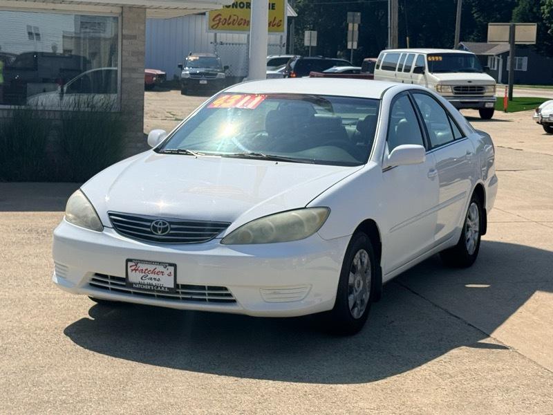 Toyota Camry LE 2005
