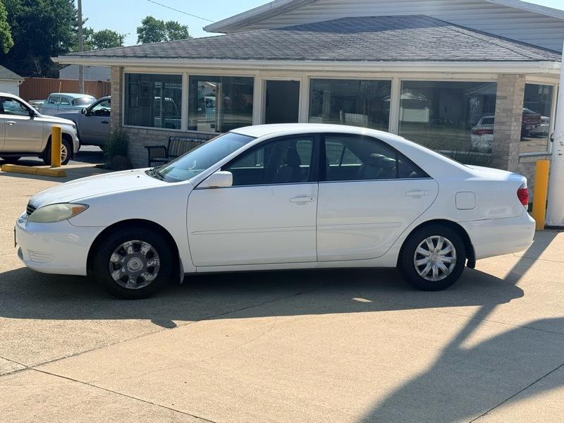 Toyota Camry LE 2005