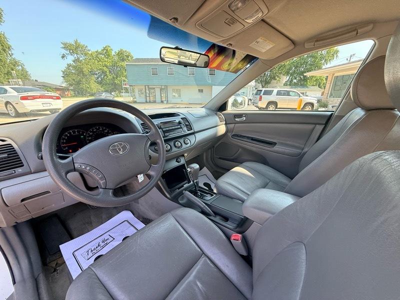 Toyota Camry LE 2005