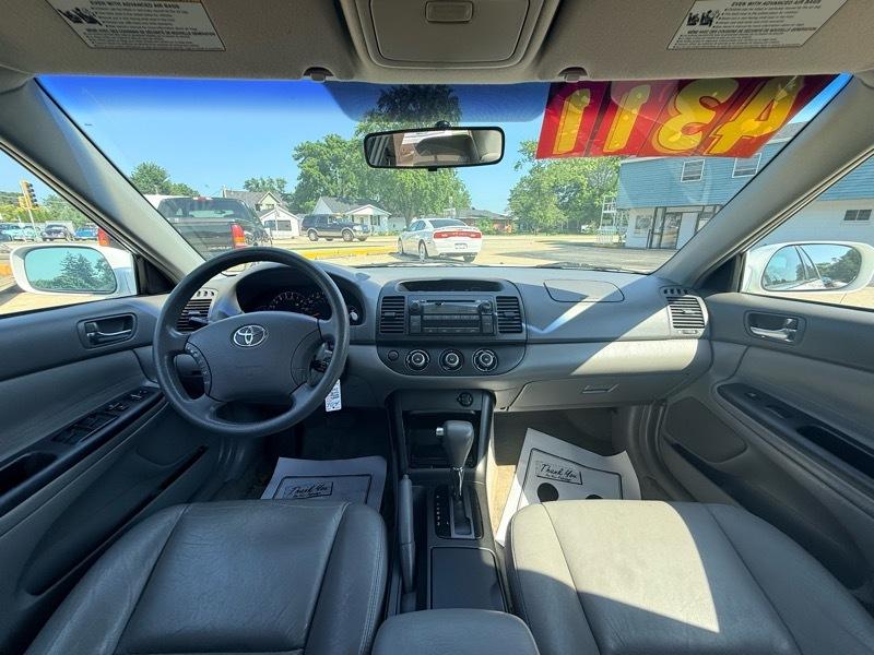 Toyota Camry LE 2005