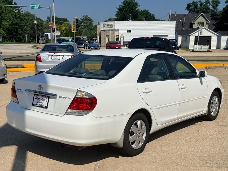 Toyota Camry LE 2005