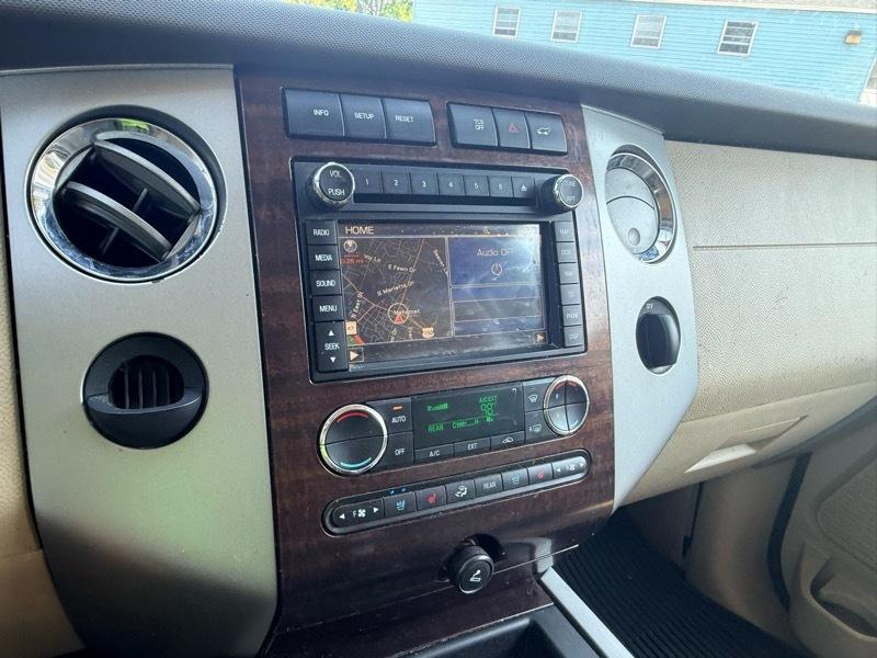 Ford Expedition King Ranch 2WD 2012