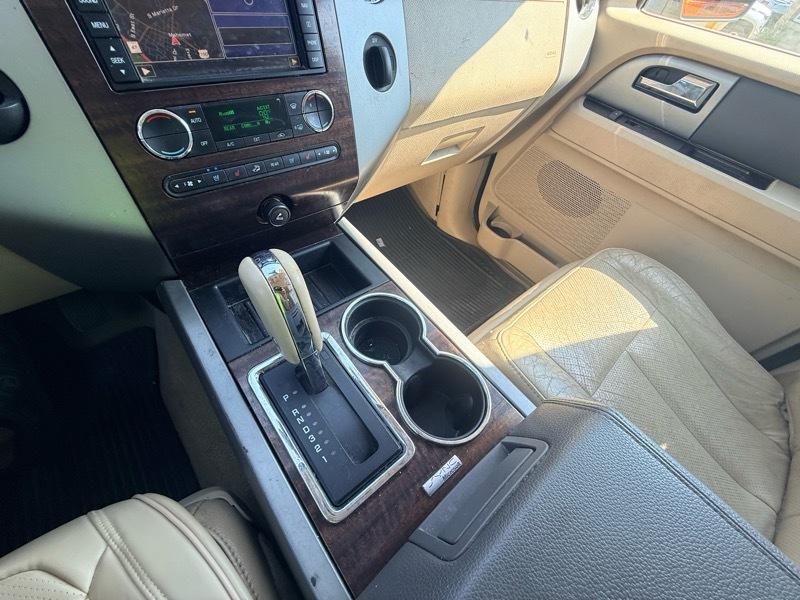 Ford Expedition King Ranch 2WD 2012