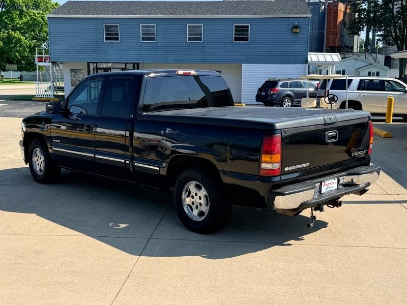 Chevrolet Silverado 1500 Ext. Cab Short Bed 2WD 2001