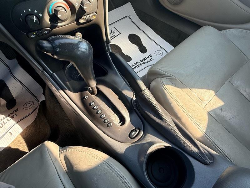 Oldsmobile Alero GLS Sedan 2002