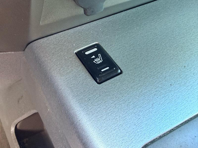 Nissan Armada LE 4WD 2006